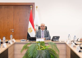 وزير الري يتابع تقييم مجهودات الوزارة المبذولة خلال فتره أقصى الإحتياجات المائية