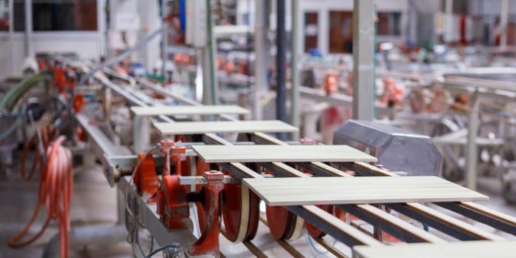 مصر تدرس حزمة لدعم صناعة السيراميك تتضمن خفضا لسعر الغاز