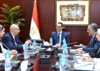 وزير الاستثمار والتجارة الخارجية يلتقى المدير التنفيذي لمجموعة سان جوبان مصر