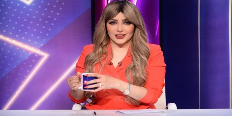 الإعلامية إيمان أبو طالب تتعرض لحادث سير وتجري فحوصات طبية