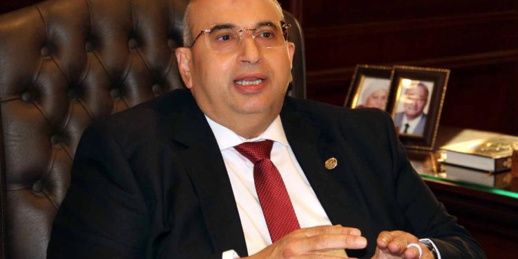 جمعية الخبراء ترحب بقرار وزير المالية بتيسير الإجراءات الضريبية لصناعة السيارات