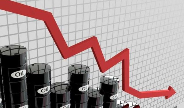 النفط الآجلة تُظهر تراجع المخاوف حيال الشرق الأوسط