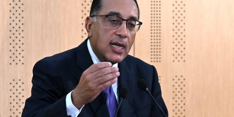 رئيس الوزراء: سبتمبر المقبل الإعلان عن إجراءات ثورية في مجالي الإصلاح الضريبي وجذب الاستثمارات