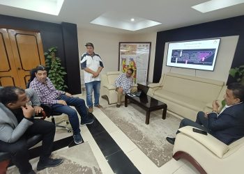 مسئولو ” الإسكان “يتابعون موقف مشروعات المرافق بمناطق الامتداد ومنظومة مياه الشرب والصرف الصحي بمدينة الشروق