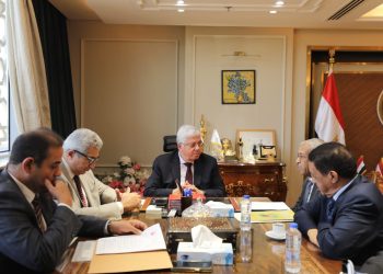 وزير التعليم العالي يبحث مع السفير السوداني بالقاهرة سبل التعاون المشترك بين البلدين