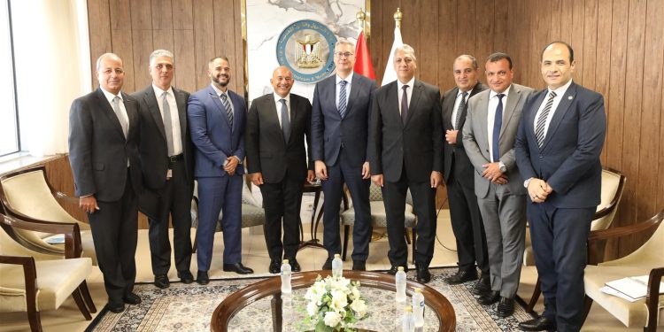 البترول: الشراكات المصرية العالمية فى مجال البحث والاستكشاف والإنتاج تمتلك مسيرة طويلة من البناء والإنجاز