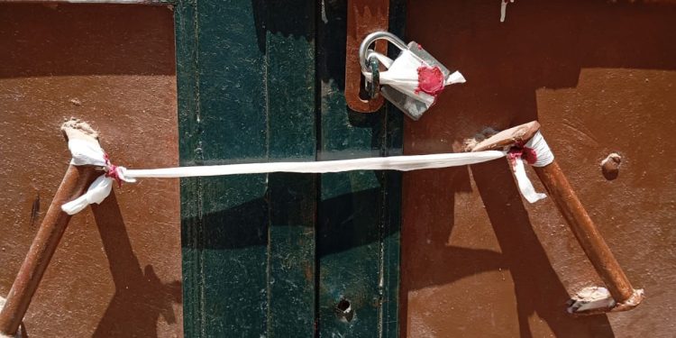 غلق وتشميع محال وبدرومات مخالفة وإزالة مخالفات بمدينتي دمياط الجديدة و15 مايو