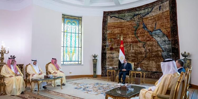 الرئيس السيسي يستقبل وزير الداخلية السعودي