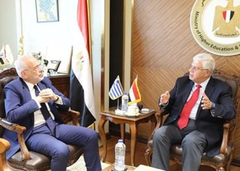 وزير التعليم العالي يستقبل سفير اليونان لبحث سُبل تعزيز التعاون المشترك