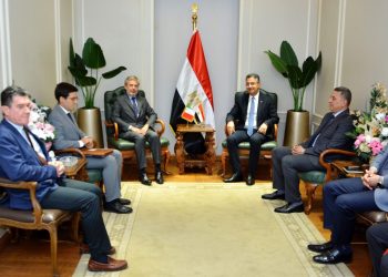 وزير التموين يستقبل سفير إيطاليا لبحث مجالات وسُبل التعاون المشتركة
