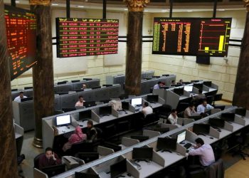 هبوط مؤشرات البورصة بختام جلسة الإثنين بضغوط مبيعات محلية وعربية