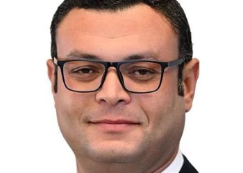 وزير الاسكان يوجه بتعظيم دور الشراكة مع القطاع الخاص في قطاع مشروعات مياه الشرب والصرف الصحي