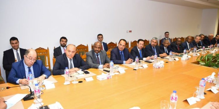 وزير الخارجية والهجرة يعقد لقاءاً مع سفراء الدول العربية المعتمدين بمصر