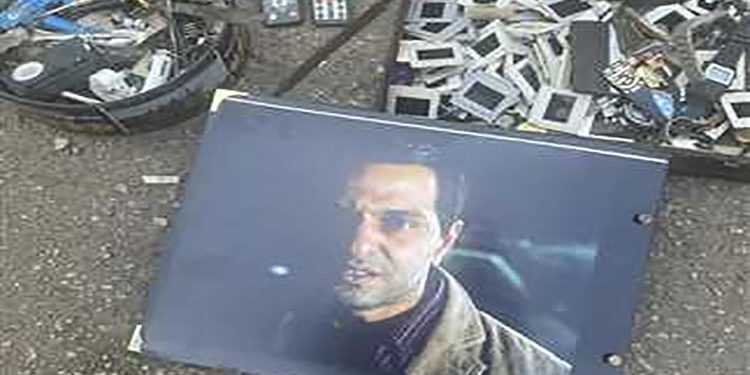 بعد عرض صورته على الرصيف.. فريد النقراشي: «تاريخ الواحد بيتباع روبابيكيا»