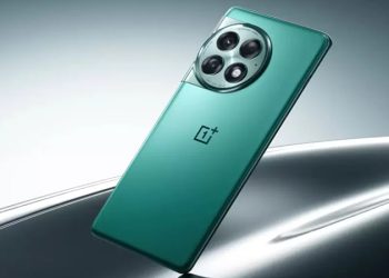 سامسونج تخطط لكشف النقاب عن أول جهاز Chromebook Plus