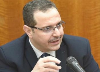 عباس: نسعى للتحول الرقمى لضبط وحوكمة الإجراءات.. وسرعة إنهاء الدورات المستندية