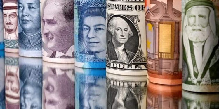 أسعار العملات العربية والأجنبية في مصر اليوم السبت