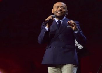 حفل غنائي لتامر عاشور ضمن حفلات مهرجان الموسيقى العربية بدورته الـ 32