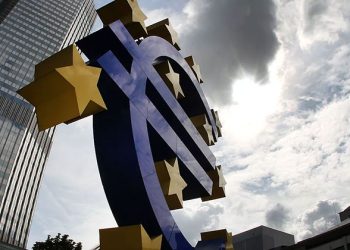 البنك المركزى الأوروبى يعتزم خفض أسعار الفائدة مجددا