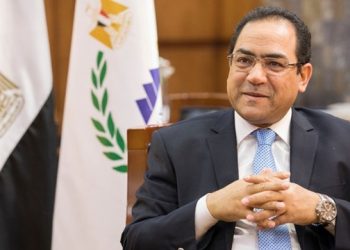 رئيس الجهاز المركزي للتنظيم والإدارة يصدر قرار ترقية الموظفين بالجهاز الإداري للدولة 2024