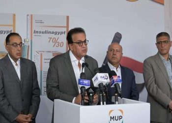 وزير الصحة يدلي بتصريحات تلفزيونية حول نتائج متابعة رصد حالات نزلات معوية بأسوان