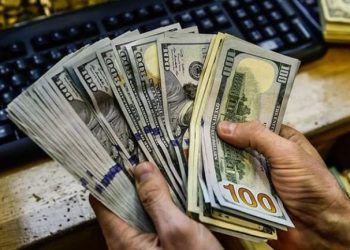 الأخضر يرتفع من جديد” أعلى سعر للدولار اليوم في السوق السوداء