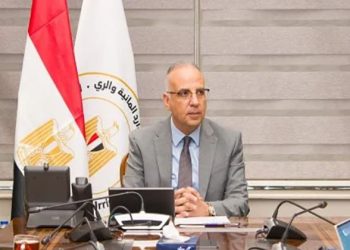 وزير الرى: تعاملنا بنجاح مع عدة نقاط تواجه أزمات فى توزيع وإدارة المياه