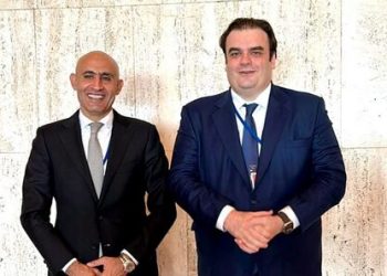 وزير التربية والتعليم يلتقى نظيره اليوناني لبحث تعزيز أوجه التعاون