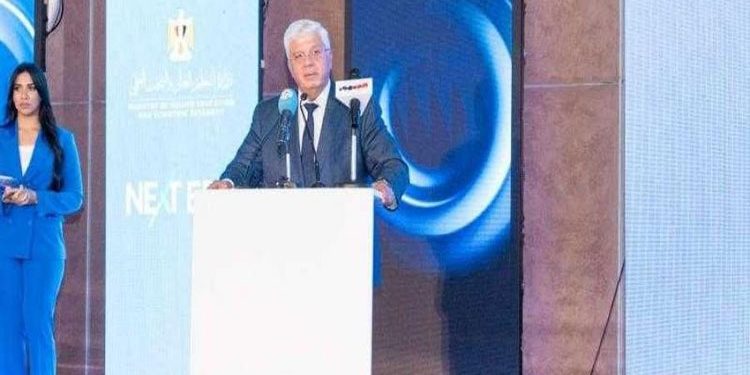 وزير التعليم العالي يؤكد: الاستثمار في التعليم ركيزة أساسية للتنمية