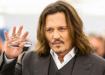 جوني ديب: حياتى تحولت إلى مسلسل تلفزيوني