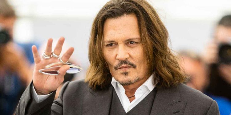 جوني ديب: حياتى تحولت إلى مسلسل تلفزيوني