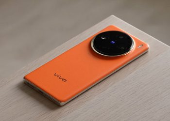 هاتف 5G يغزو الأسواق بـ 6790 جنيها