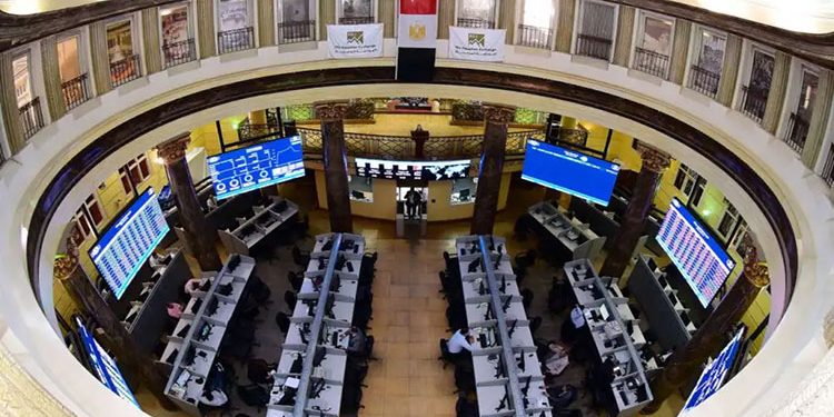 هبوط 9 قطاعات بالبورصة بجلسة الخميس على رأسها “المنسوجات” بنسبة 1.3%