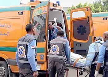 مصرع سيدة وزوجها إثر انقلاب موتوسيكل بطريق السويس الصحراوى