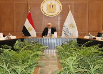 وزير التعليم العالي يرأس اجتماع مجلس المراكز والمعاهد والهيئات البحثية