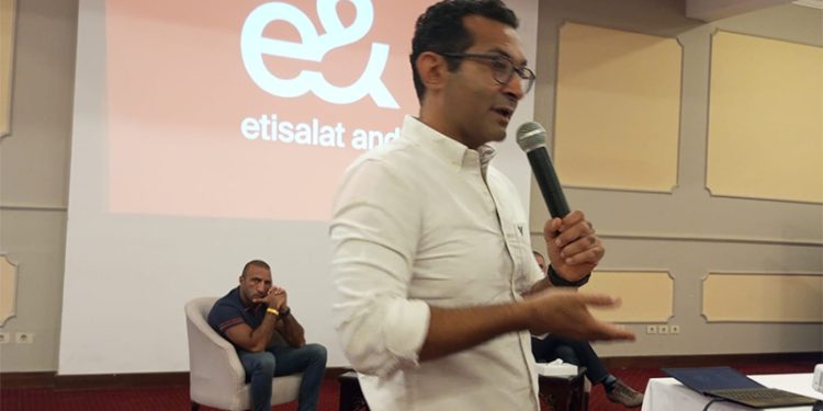 المهندس  أحمد يحيى إي آند مصر تبدأ مفاوضات مع NTRA للحصول على تقنيات 5G