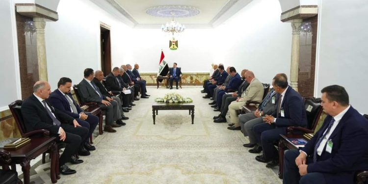 رئيس مجلس الوزراء العراقي يستقبل وزير  الصناعة والنقل المصري ووفد من كبرى الشركات المصرية