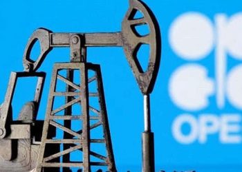 الإمارات و7 دول في “أوبك+” تمدد تخفيضات الإنتاج الطوعية الإضافية