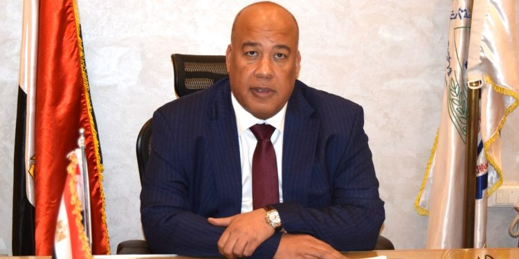 أيمن العشري: اقبال كثيف علي معرض أهلا مدارس الرئيسي بالقاهرة..سعداء بخدمة اهالينا مع قرب العام الدراسي الجديد