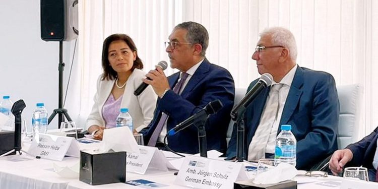 الرئيس التنفيذي للهيئة العامة للاستثمار والمناطق الحرة يلتقي السفير الألماني بالقاهرة