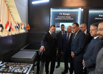 رئيس الوزراء: الحكومة استهدفت اجتذاب 3 شركات عالمية عملاقة