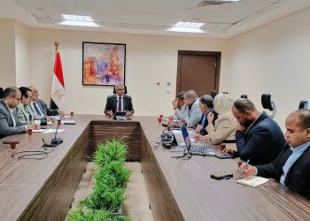 نائب وزير الإسكان يتابع موقف تنفيذ المنظومة الدائمة لتغذية العاصمة الإدارية الجديدة بالمياه من نهر النيل