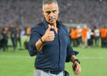 تفاصيل جلسة جوميز مع لاعبى الزمالك فى كينيا وتعليمات خاصة لـ محمد شحاتة