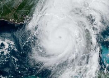 إعصار هيلين يهدد فلوريدا بفيضانات مدمرة