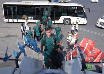 بعثة الأهلى تغادر القاهرة فى طريقها إلى السعودية لخوض السوبر الأفريقى