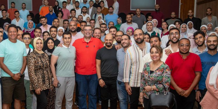 المنتور تُعلن عن أسماء 100 شركة فائزة في مبادرة “من المحلية إلى العالمية”