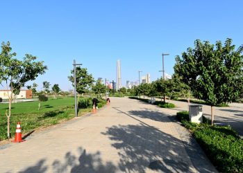 وزير الإسكان يتفقد اللمسات النهائية للأعمال بآخر قطاعات الحدائق المركزية “كابيتال بارك” بالعاصمة الإدارية الجديدة