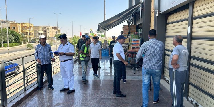 رئيس جهاز الشروق : تنفيذ 19  قرار غلق وتشميع للمحال التجارية المخالفة بالمدينة