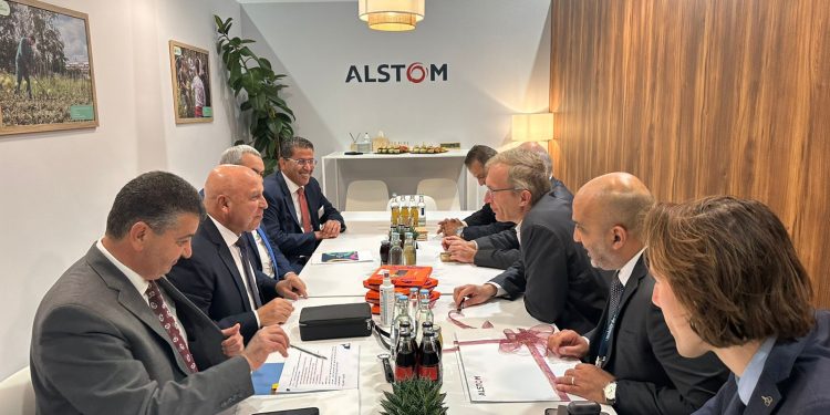 كامل الوزير يبحث سبل تعزيز التعاون المشترك مع شركة روش مصر في مجال توطين وصناعة الأدوية