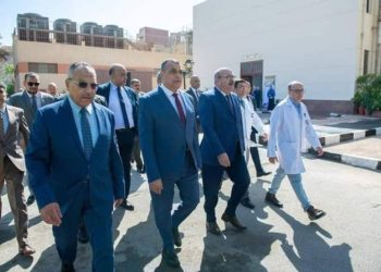 وزير الإنتاج الحربي يترأس مجلس إدارة المركز الطبي التخصصي